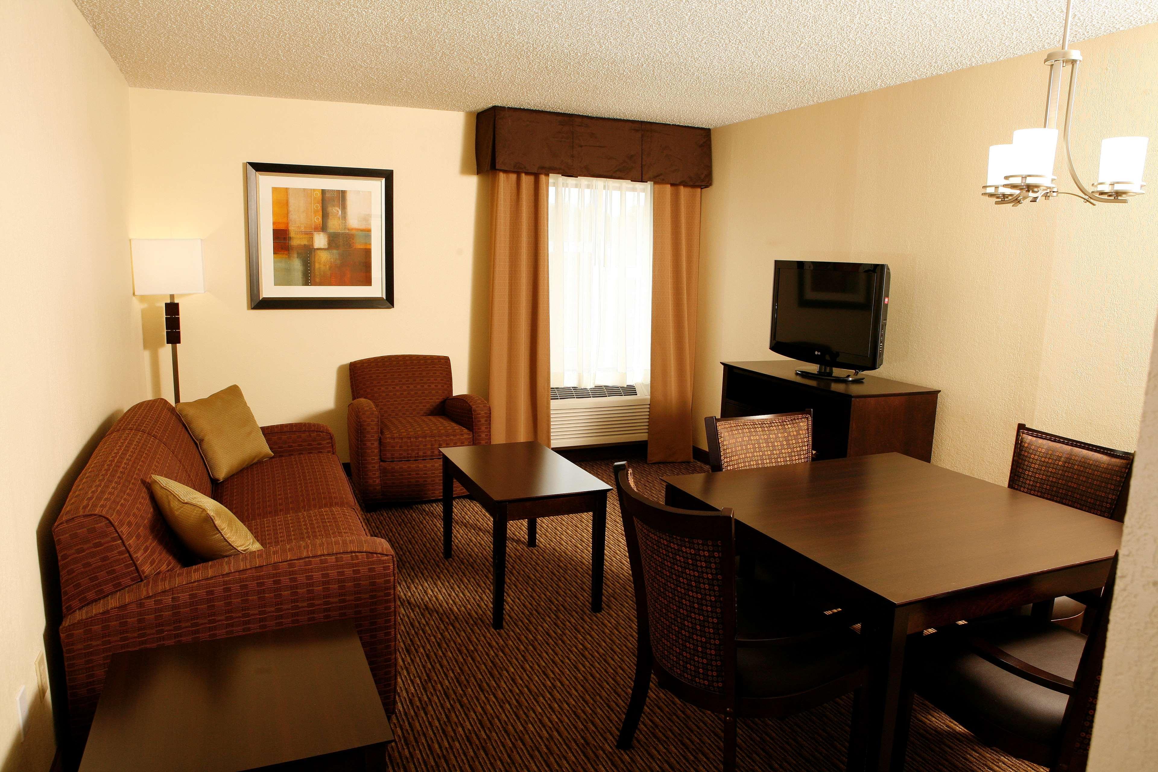 Best Western Plus Goldsboro Exterior foto